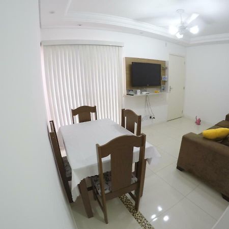 Lindo Apartamento 2 Quartos Em Condominio A 10 Minutos De Holambra Жагуариуна Экстерьер фото